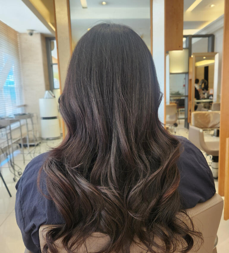 Layered cut at Juno Hair Salon in Bundang